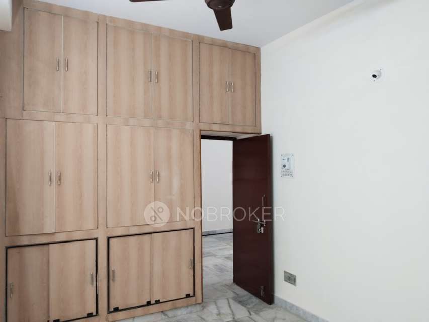 2 BHK Flat In Jaya Castle Apartments For Sale  In Amberpet