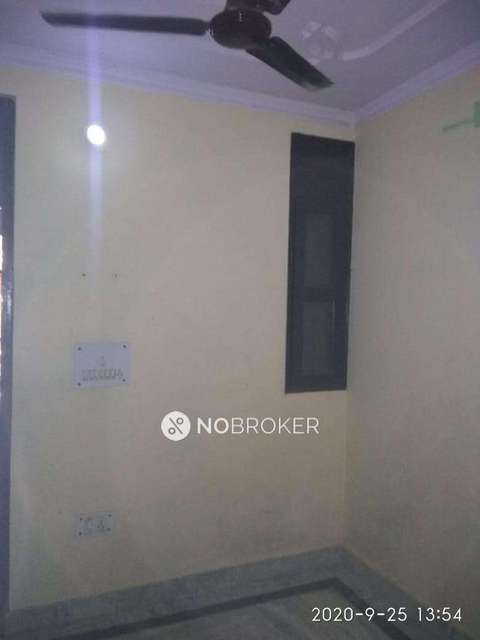 4+ BHK Flat In Standalone Building  For Sale  In Mandawali