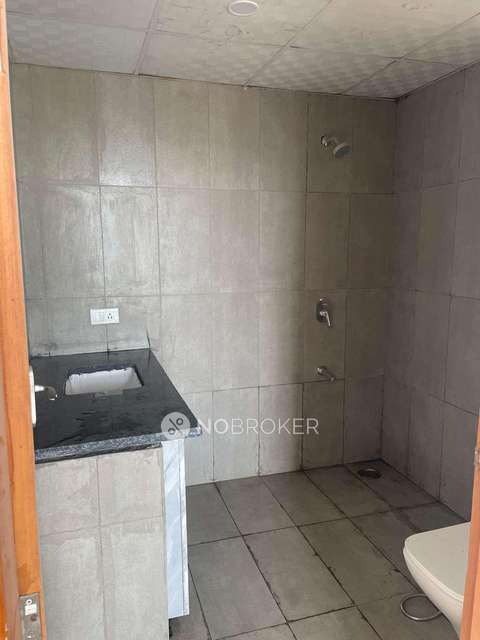 2 BHK Flat In Ss The Leaf  For Sale  In Sector 85