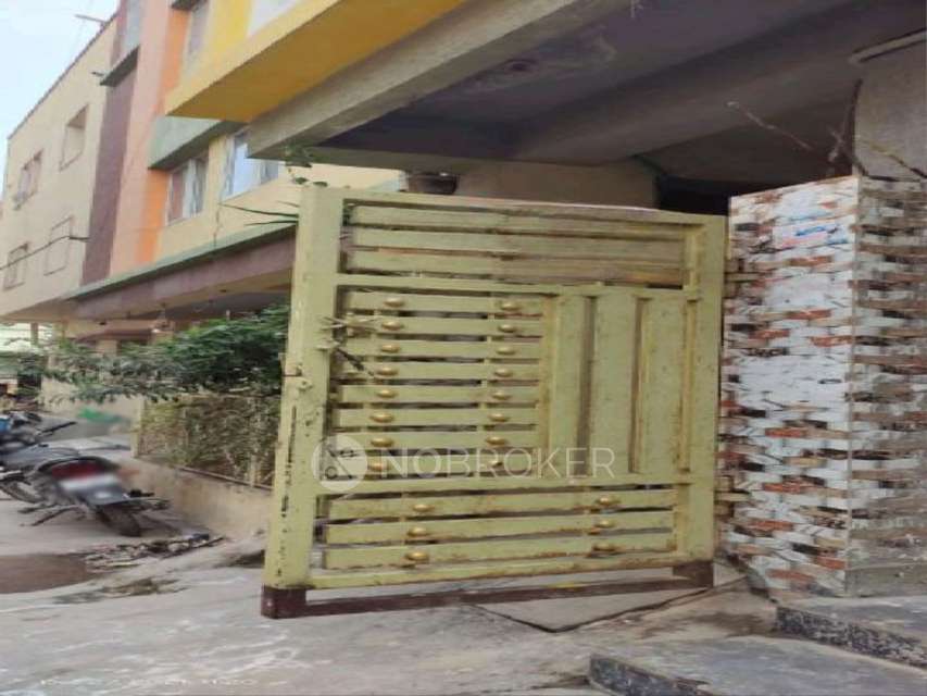 1 BHK Flat In Standalone Building  for Rent  In Borabanda