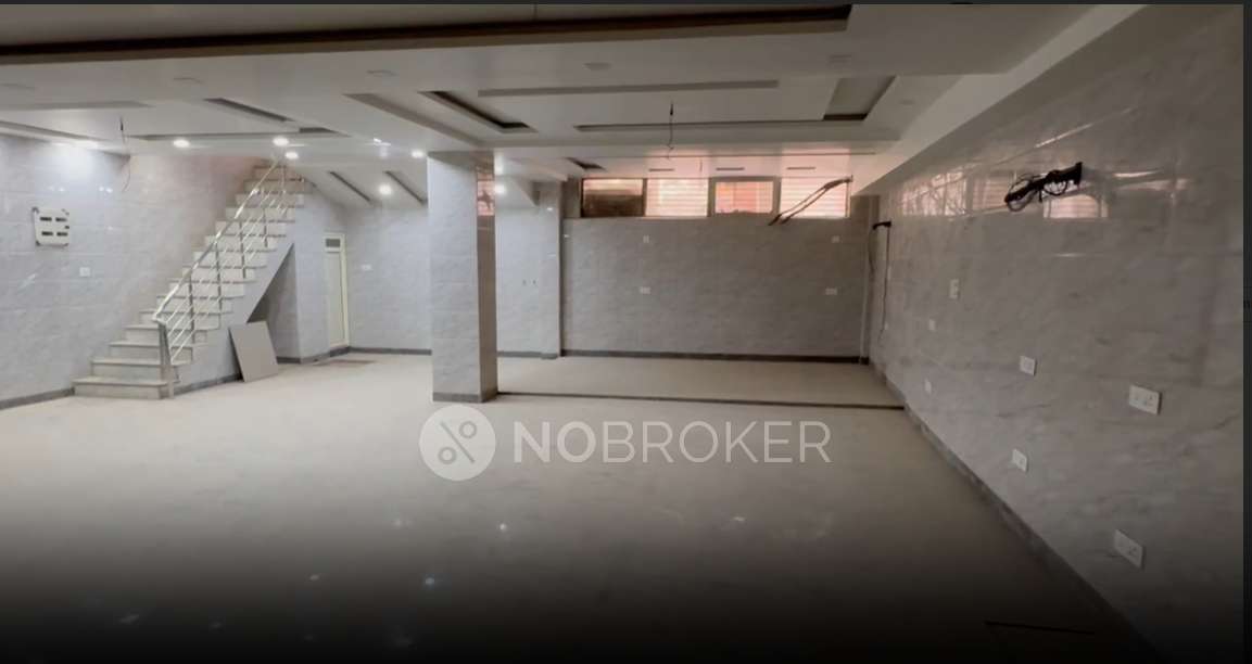 Godown/Warehouse in Neelam Sadan, Delhi for Rent