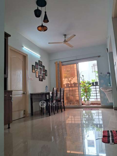 2 BHK Flat In Pearlite Lakeside Apartment, Parappana Agrahara For Sale  In Parappana Agrahara
