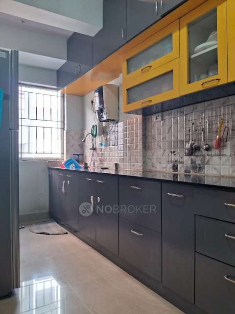 2 BHK Flat In Pearlite Lakeside Apartment, Parappana Agrahara For Sale  In Parappana Agrahara