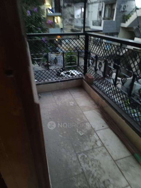 3 BHK Flat In Dda Flat Shalimar Bagh For Sale  In Shalimar Bagh