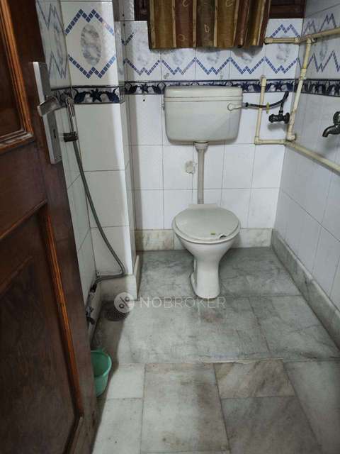 3 BHK Flat In Dda Flat Shalimar Bagh For Sale  In Shalimar Bagh