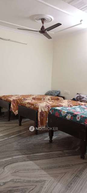 PG for Girls in Sector 27