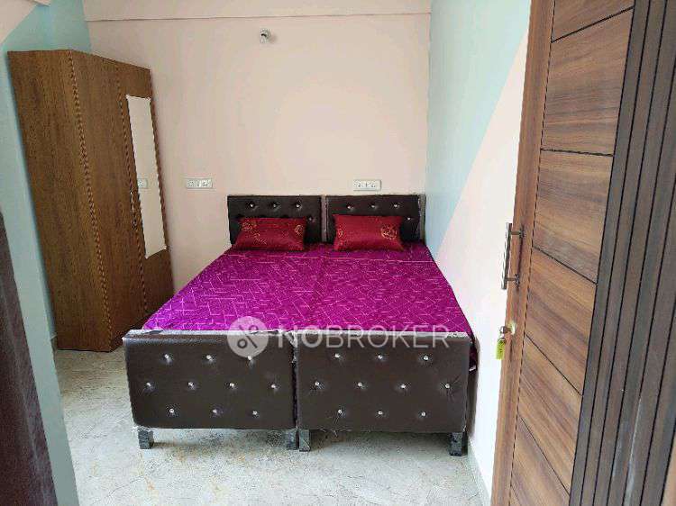 PG for Boys in Doddanekundi,