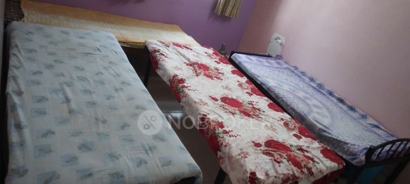 PG for Girls in Shaniwar Wada 