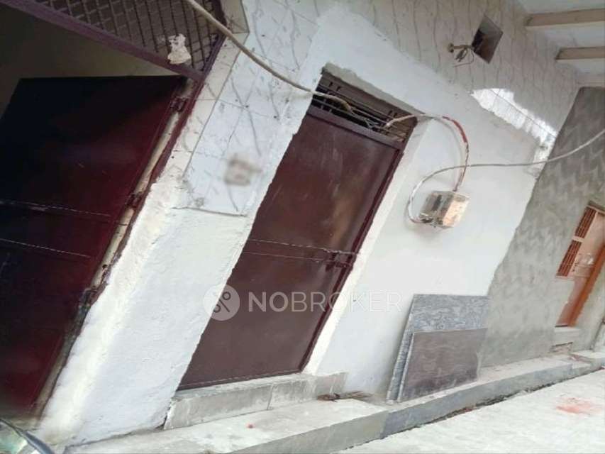 1 BHK Flat for Rent  In  Mundka