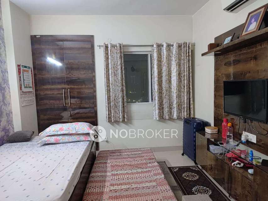 3 BHK Flat In Paras Tierea For Sale  In Sector 137