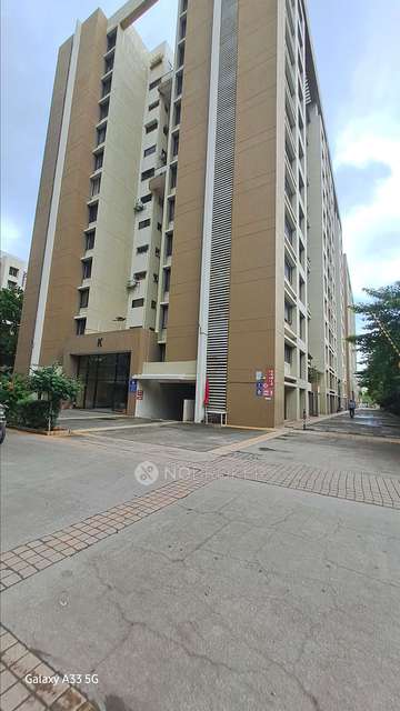 3 BHK Flat In Park Express  For Sale  In Baner