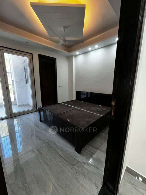 1 RK House for Rent  In Koyal Vihar, Sector 52