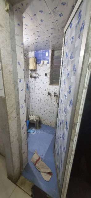 1 BHK Flat In Geeta Kiran For Sale  In Garodia Nagar