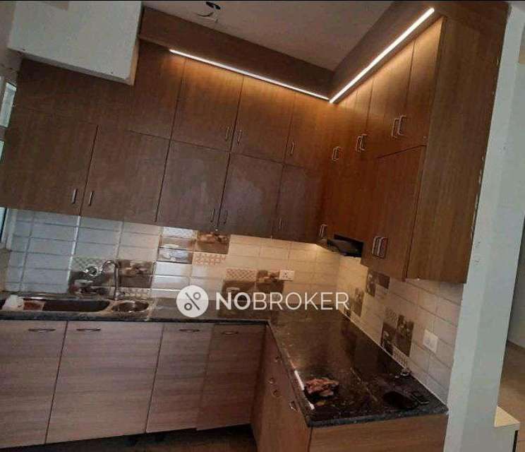 3 BHK Flat In Gaur Yamuna City 32nd Park View For Sale  In Sector 19