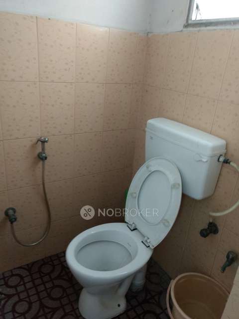 2 BHK Flat In Krishna Apartments For Sale  In Kodambakkam