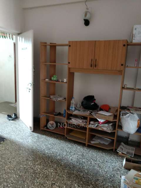 2 BHK Flat In Krishna Apartments For Sale  In Kodambakkam