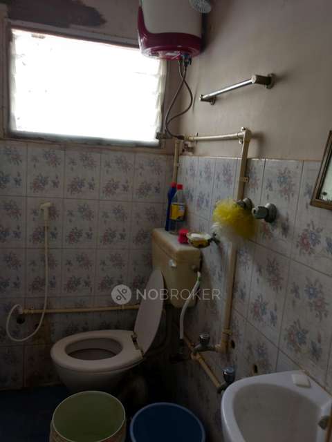 2 BHK Flat In Krishna Apartments For Sale  In Kodambakkam