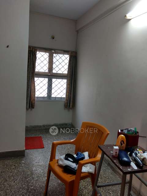 2 BHK Flat In Krishna Apartments For Sale  In Kodambakkam