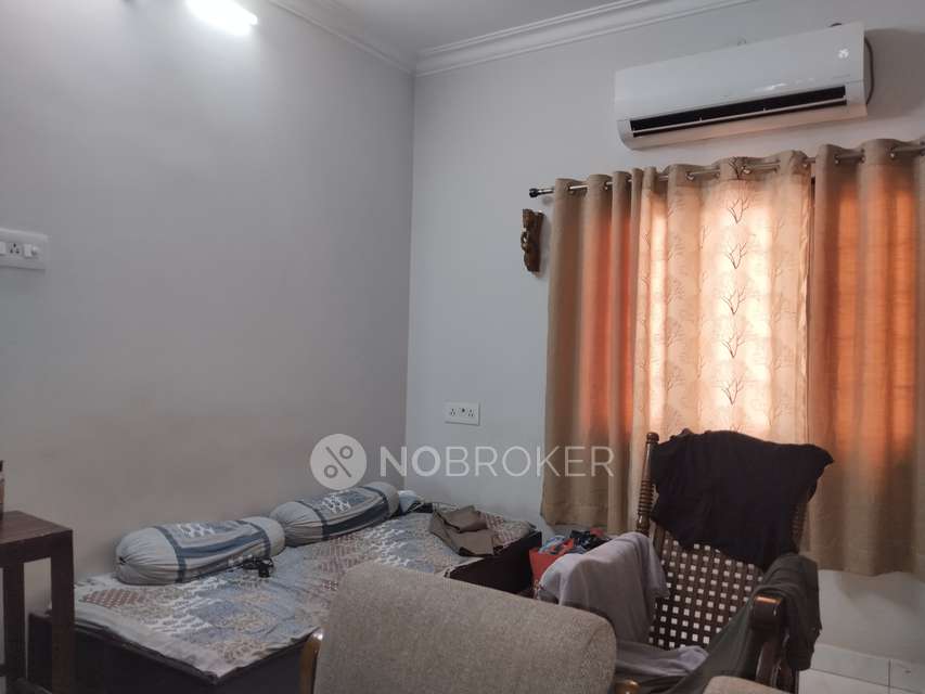 4 BHK Flat In Monisha  Arcade For Sale  In Pammal