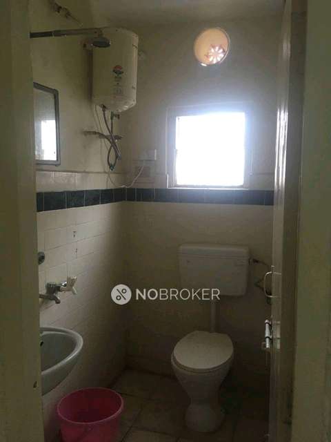 2 BHK Flat In Sai Thirumala Apartments For Sale  In Madhapur