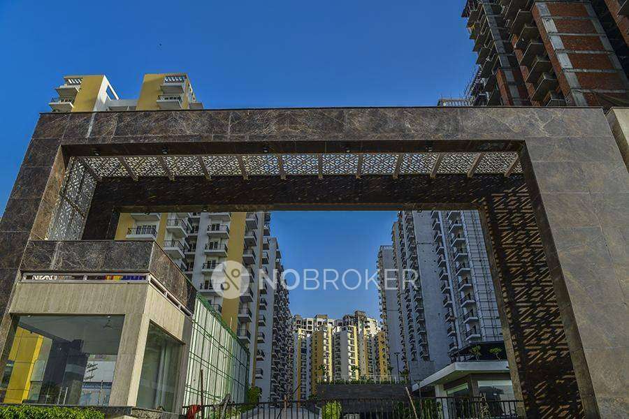 2 BHK Flat In Panchsheel Hynish For Sale  In Sector-1