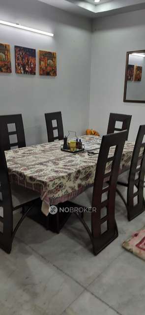 4+ BHK Flat For Sale  In Anand Vihar