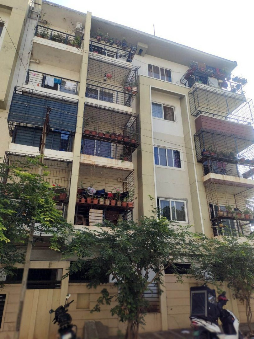 Gravity Temple Bell Apartment