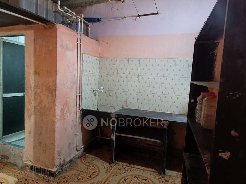 1 RK Flat In Rm No 4, Chawl Number 3, Aadarsh Nagar Chawl for Rent  In Ganesh Nagar