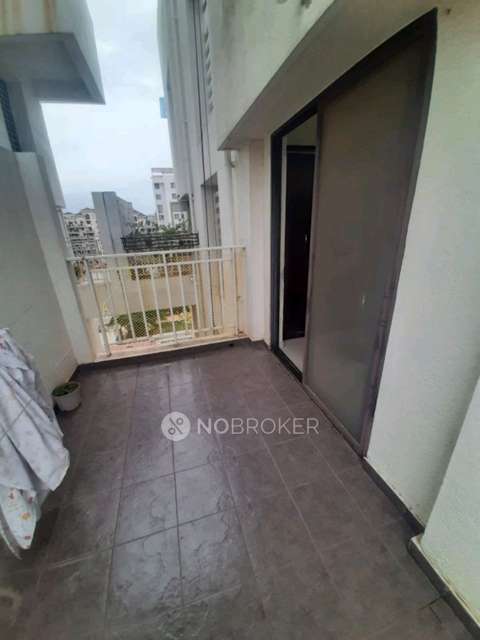 2 BHK Flat In Fifth Avenue For Sale  In Hadapsar