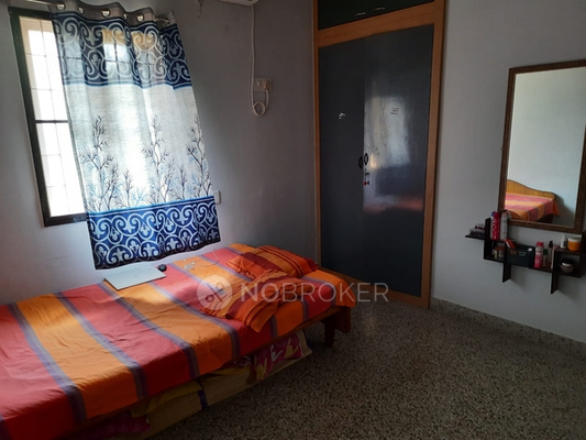 2 BHK Flat In Viswakarma for Rent  In Lawyer Jaganathan Street