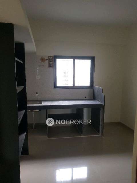 1 BHK Flat In Sk Heights for Rent  In Hadapsar