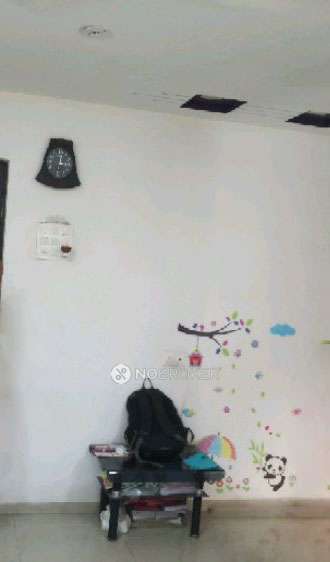 2 BHK Flat In Kalpeverest Chs Ltd For Sale  In Wing H-9, 5, ???????, ???????, ?????????? 421503, India