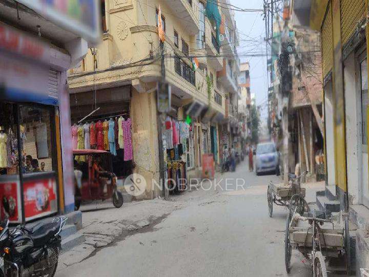 Shop in Uttam Nagar, Delhi for sale 