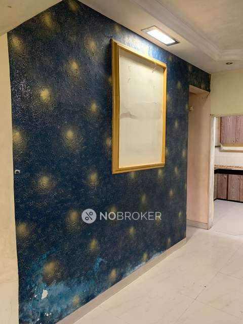 1 BHK Flat In Parijat Chs For Sale  In  Kandivali West