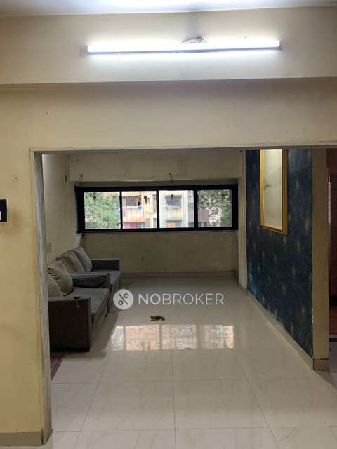 1 BHK Flat In Parijat Chs For Sale  In  Kandivali West