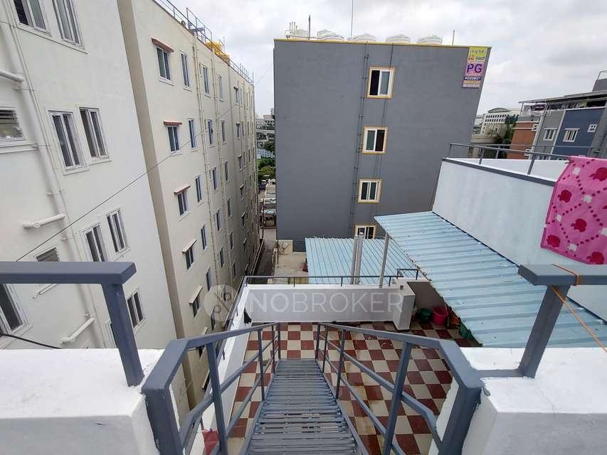 4+ BHK Flat For Sale  In Bellandur