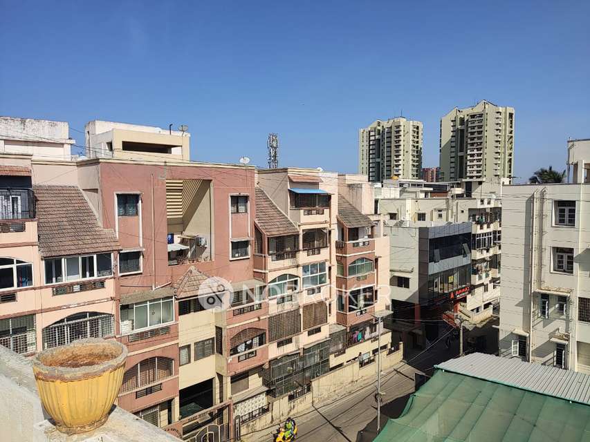 2 BHK Flat In Balajii Tower For Sale  In Balaji Towers