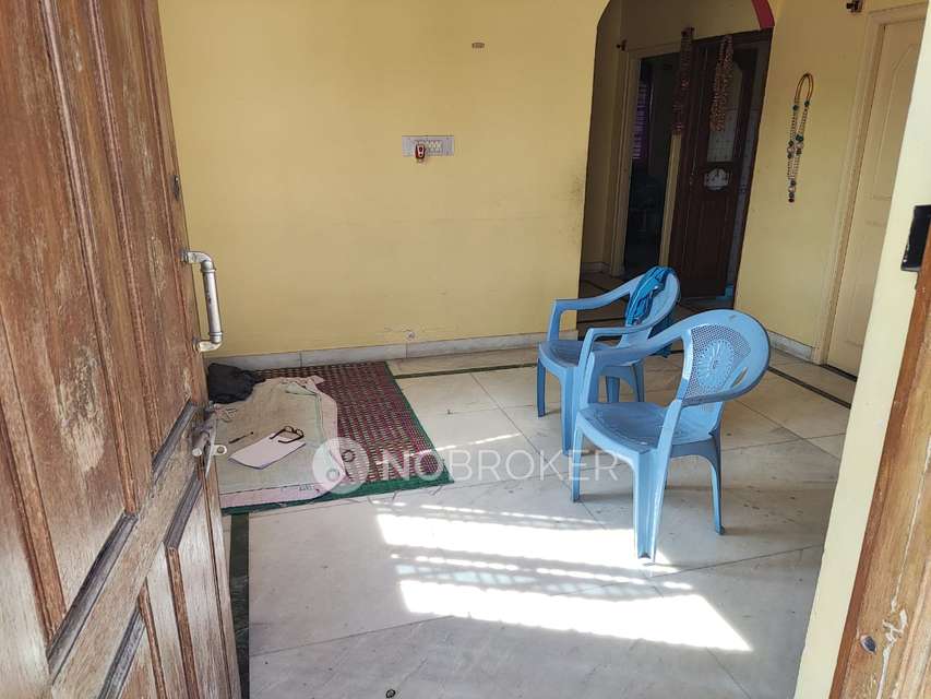 2 BHK Flat In Balajii Tower For Sale  In Balaji Towers