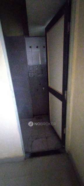 1 RK Flat In Standalone Building  for Rent  In Hadapsar