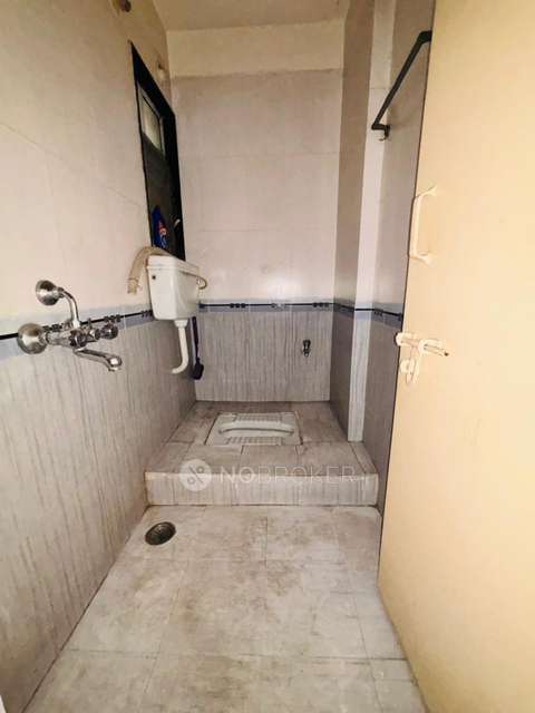 2 BHK Flat In Spring Meadows Co Operative Hosing Society for Rent  In Pimple Nilakh