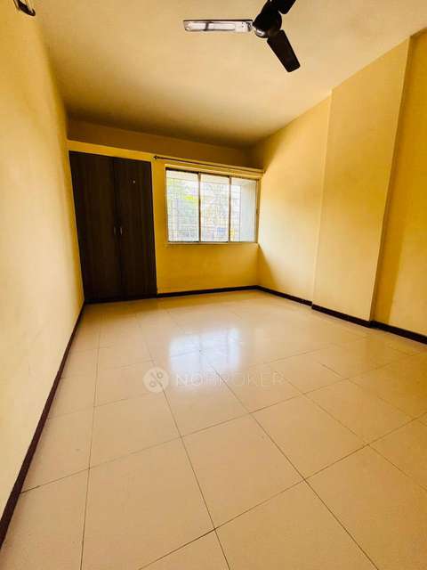2 BHK Flat In Spring Meadows Co Operative Hosing Society for Rent  In Pimple Nilakh