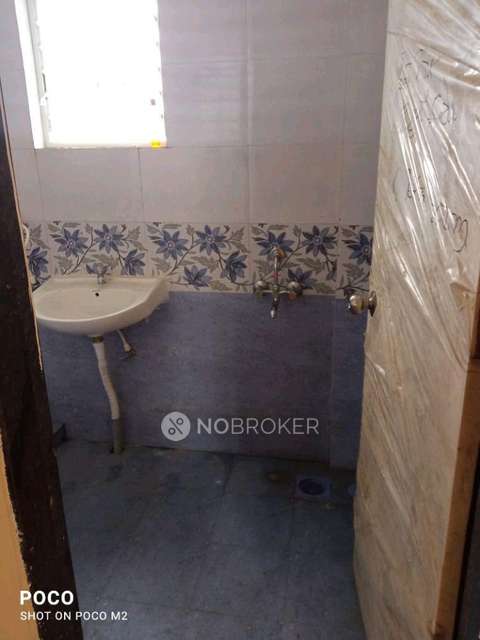 2 BHK Flat In T K Narmada Blue Sapphire for Rent  In Jeevan Nagar, Tathawade