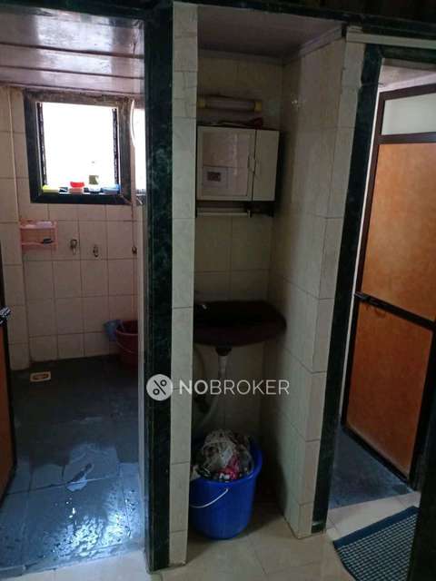 1 BHK Flat In Akshay Dham Chs For Sale  In Ghatkopar West