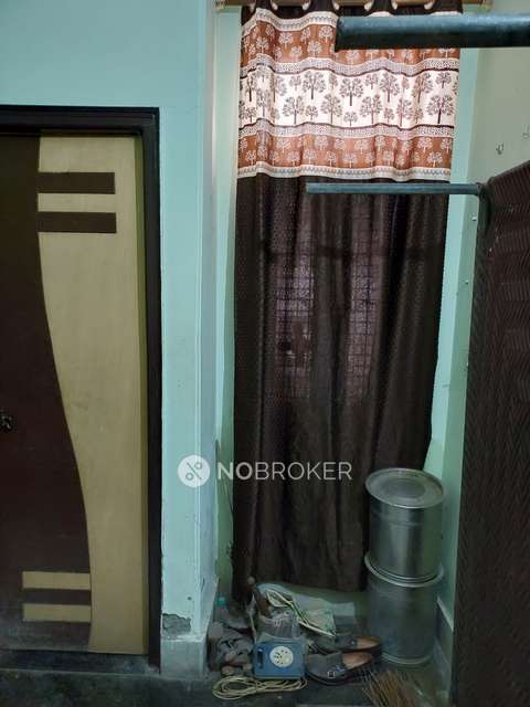 2 BHK Flat In Standalone Building  For Sale  In Uttam Nagar