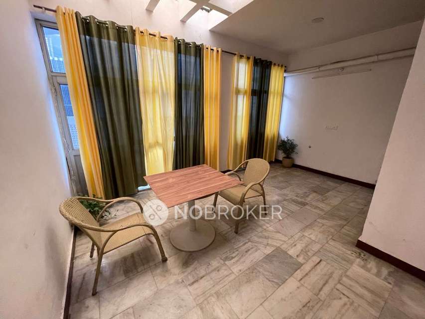 3 BHK Flat for Rent  In  Sector 15