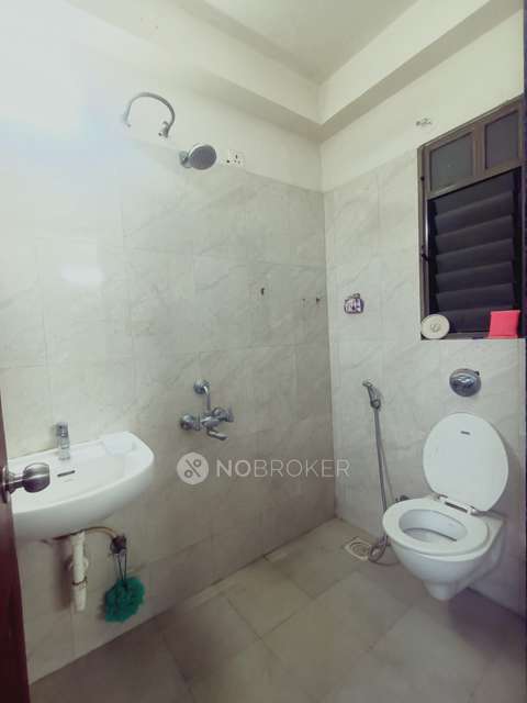 3 BHK Flat In Skyi Star Town for Rent  In Bhukum