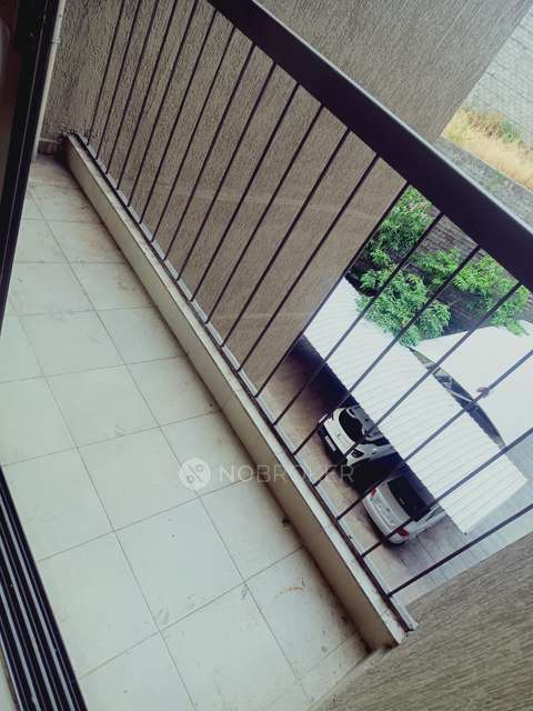 3 BHK Flat In Skyi Star Town for Rent  In Bhukum