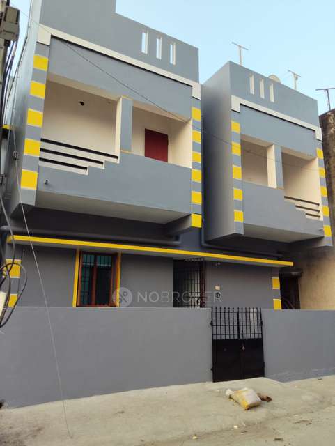 3 BHK House for Rent  In Gandhi Street, Selaiyur