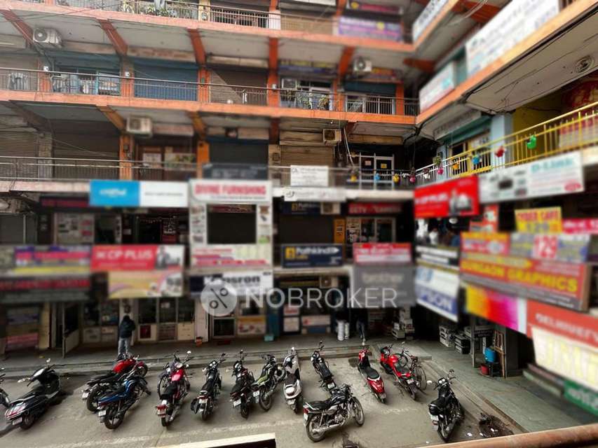 Shop in Civil Lines, Gurgaon for sale 