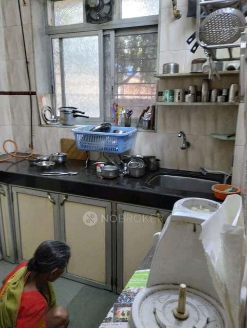 PG for Girls in  Vile Parle East